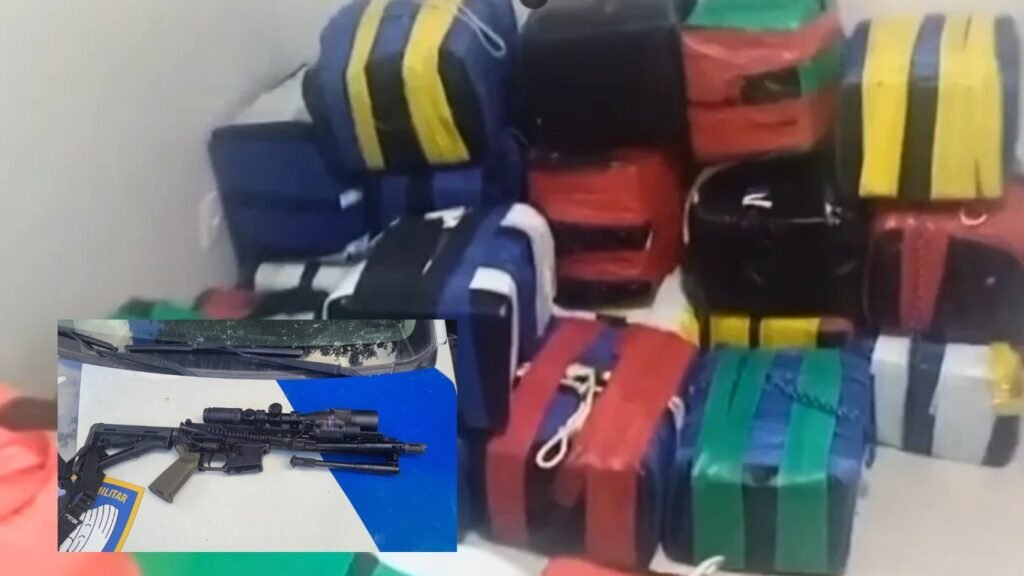 Polícia Militar realiza grande apreensão de cocaína e um fuzil no município de Guarapari