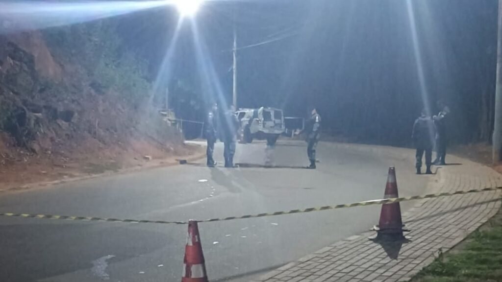 Homem leva tiro em tentativa de homicídio, toma a arma do atirador e mata o criminoso