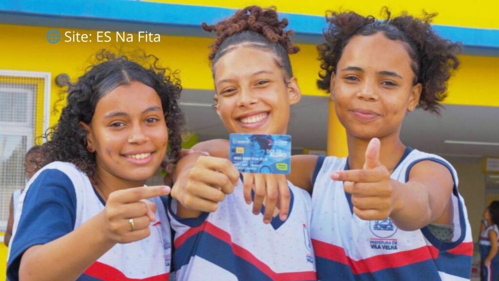 Prefeitura de Vila Velha fornece parcela do Bolsa Aluno para alunos da rede municipal do município