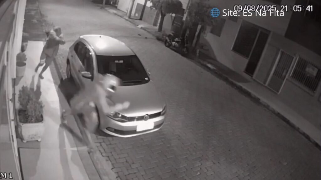 Adolescente se entrega após atirar por engano em jovem em Guaçuí