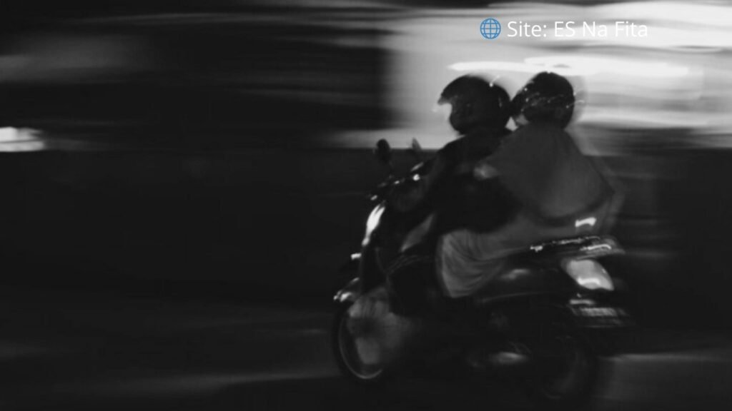 Adolescente é assassinado a tiros por garupa de moto em Cariacica