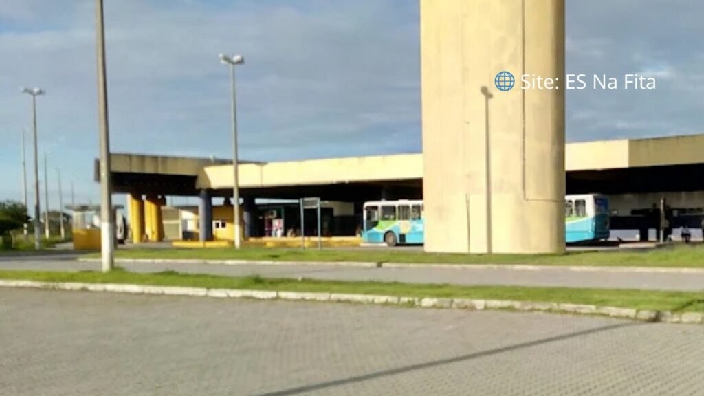 Homem morre dentro de ônibus no município da Serra