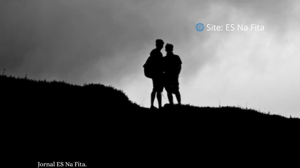 Funcionário de escola é preso por oferecer Pix em troca de fotos de estudantes no ES