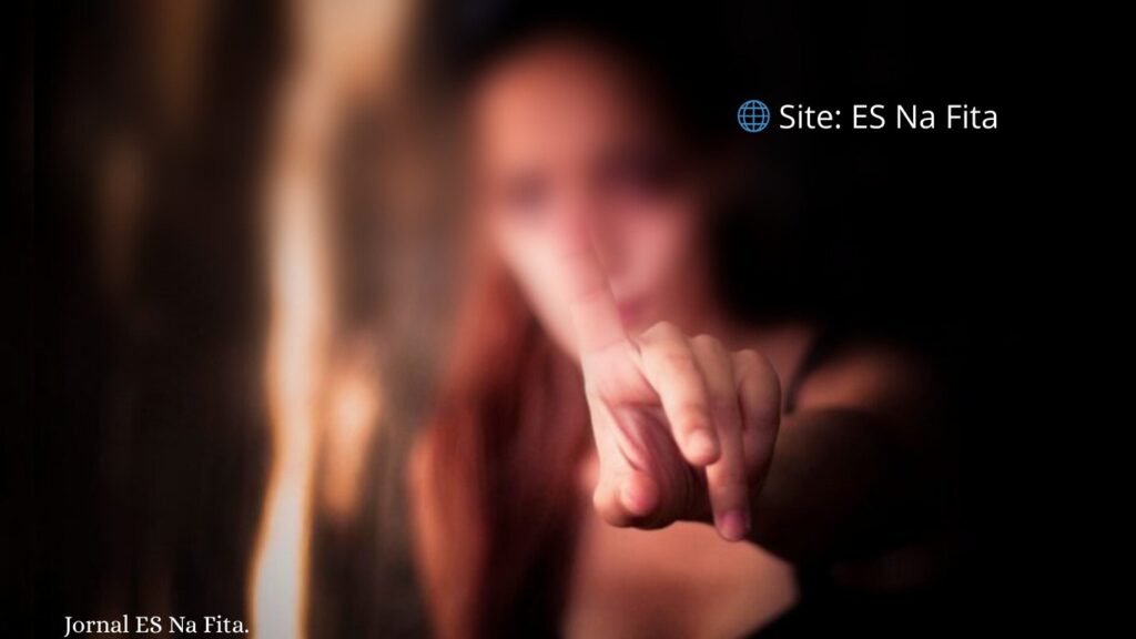 Ex-sogra ataca nora com facão na frente dos filhos em Vitória