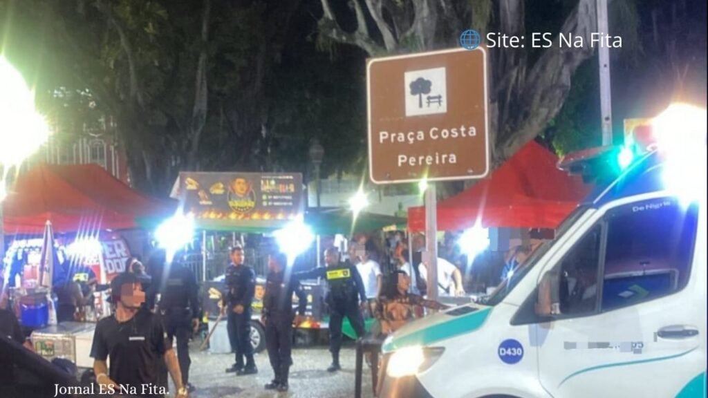 Mulher trans morre baleada após ocorrência com faca no Centro de Vitória durante o Carnaval Mulher trans usa faca em ataque no Centro de Vitória e é morta baleada pela Guarda