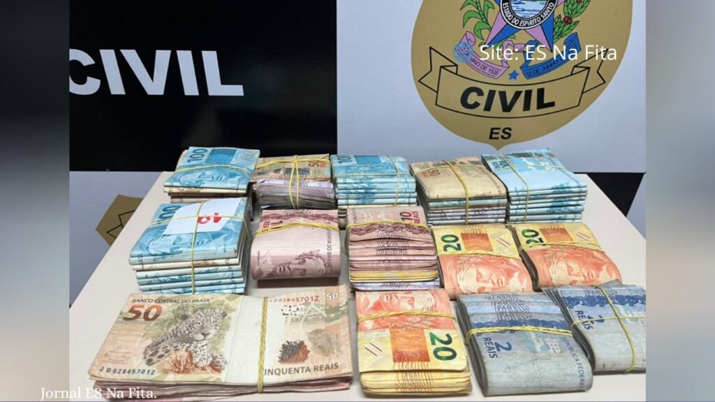 Polícia Civil realiza operação contra grupo investigado por estelionato e apreende mais de R$ 48 mil em Itapemirim PC realiza operação contra grupo suspeito de estelionato e apreende R$ 48 mil em Itapemirim