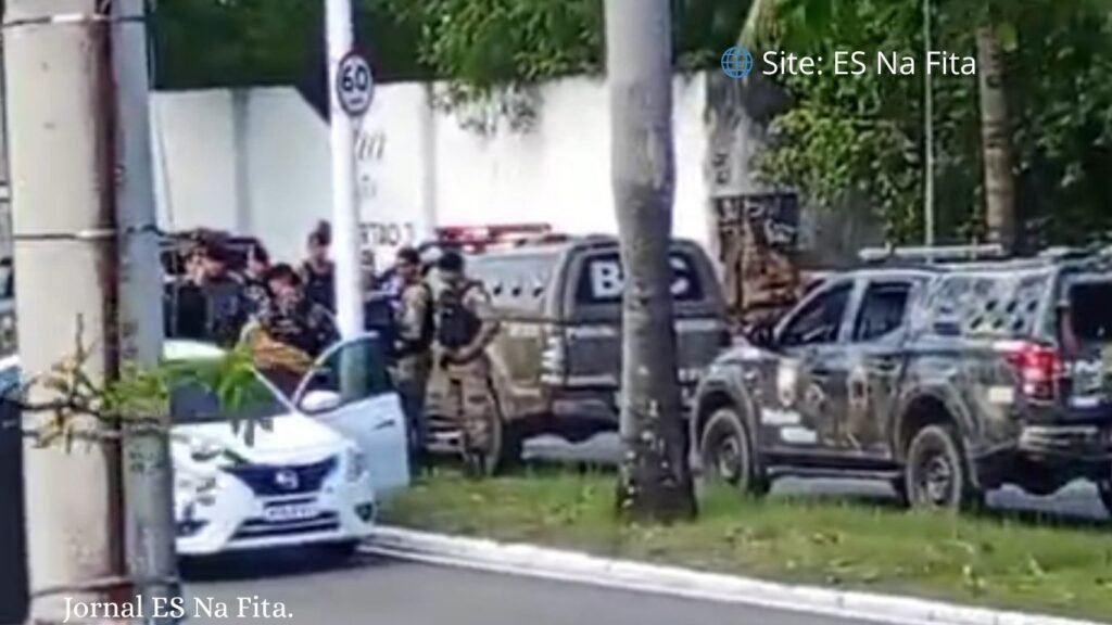 Motorista de app é preso por sequestro e importunação contra passageira na Grande Vitória.