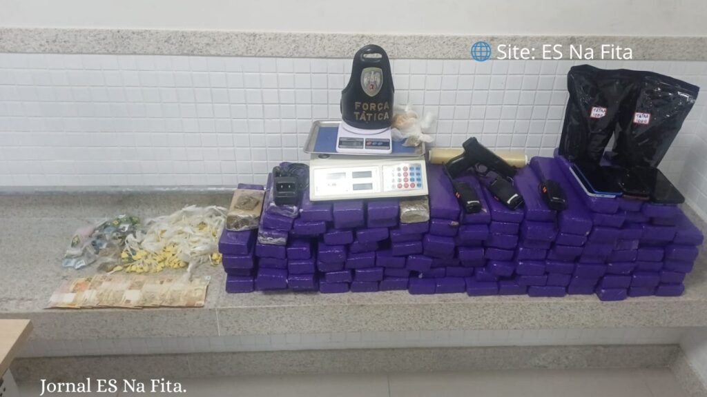 PM apreende quase 80 quilos de maconha e outras drogas em Vitória.