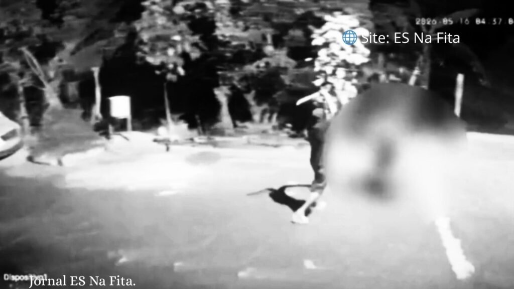 Suspeito de matar mãe e filha a golpes de facão na Serra é preso pela Polícia Civil Preso suspeito de matar mãe e filha com golpes de facão na Serra.