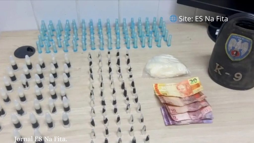 Casal é preso após deixar criança de 4 anos sozinha em casa com drogas na Serra.