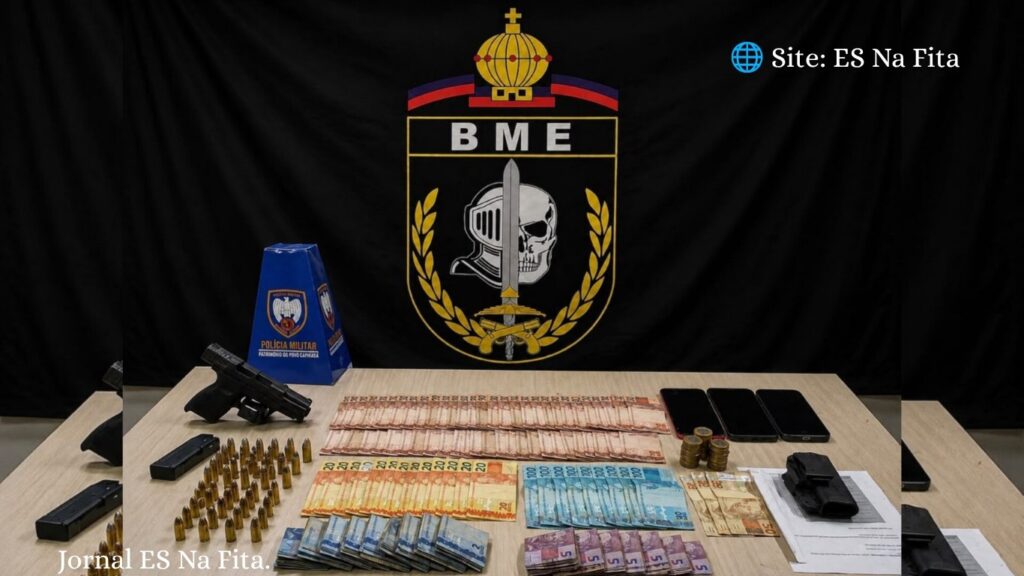 Homem é detido com arma de fogo e munições após denúncia anônima em Cariacica.