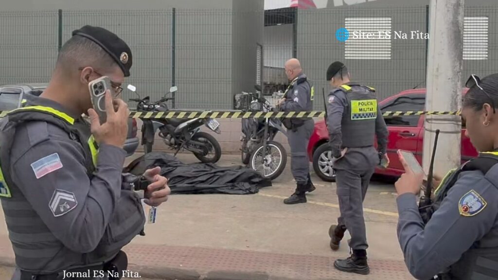 Homem é morto com ao menos 10 tiros ao sair do trabalho em Viana.