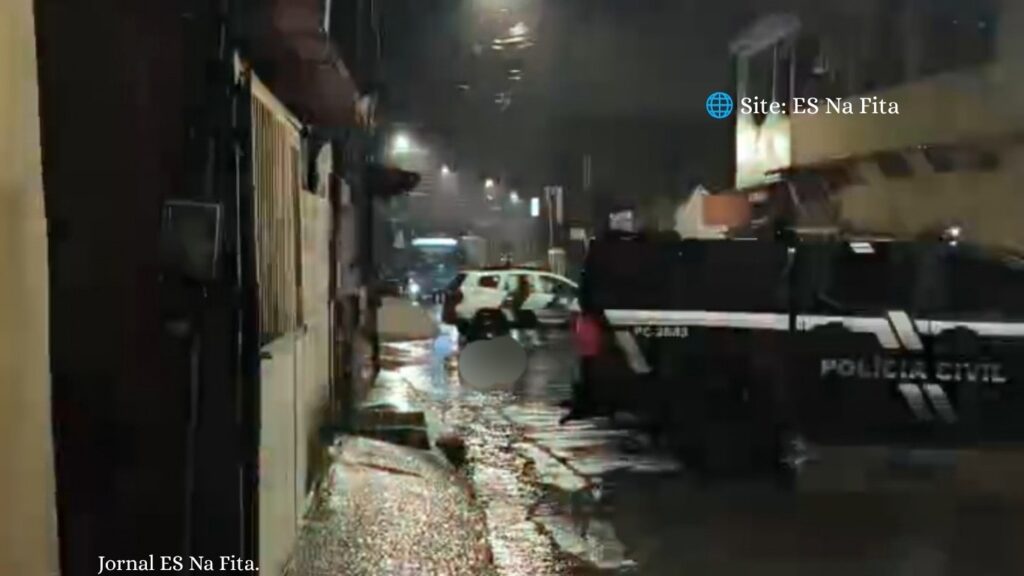 Homem é assassinado a tiros em avenida de Flexal II, em Cariacica.