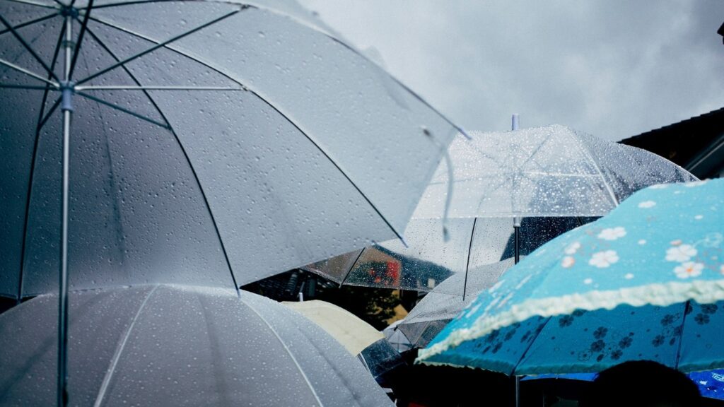 Espírito Santo entra em alerta para tempestades, ventos fortes e possibilidade de granizo ES entra em alerta para tempestades e ventos fortes a partir deste sábado.